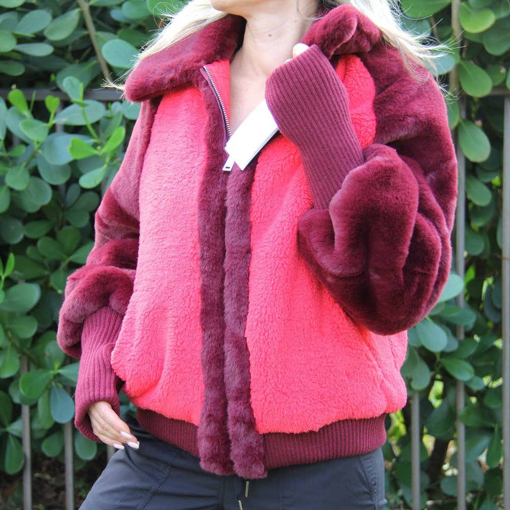 NWT UGG Augusta Sherpa baseball jacket Spanish Red Size M Faux Fur